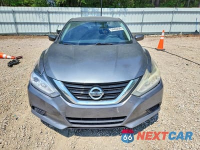 Piąte zdjęcie samochodu w środku: 2016 NISSAN ALTIMA 2.5 S VIN:1N4AL3AP6GN350230 - miniatura