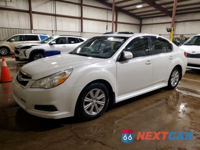 2011 SUBARU LEGACY 2.5I PREMIUM 4S3BMCG68B3243842 - główne zdjęcie licytacji z USA - miniatura
