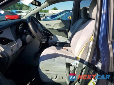Zdjęcie 7 z 14 samochodu: 2020 TOYOTA SIENNA LE VIN:5TDKZ3DC2LS055992 - miniatura