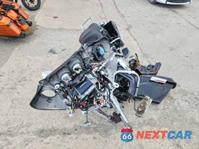 Piąte zdjęcie samochodu w środku: 2006 HARLEY-DAVIDSON FLHTCUI VIN:1HD1FCW116Y641994 - miniatura