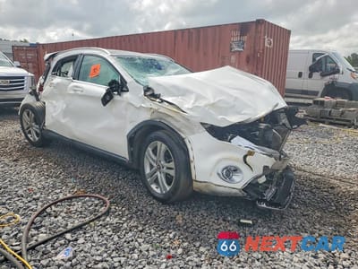Czwarte zdjęcie samochodu z boku: 2019 MERCEDES-BENZ GLA 250 VIN:WDCTG4EB5KU007946 - miniatura