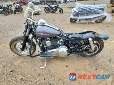 Trzecie zdjęcie samochodu z tyłu: 2014 HARLEY-DAVIDSON FLHXS STREET GLIDE SPECIAL VIN:1HD1KRM14EB652300 - miniatura