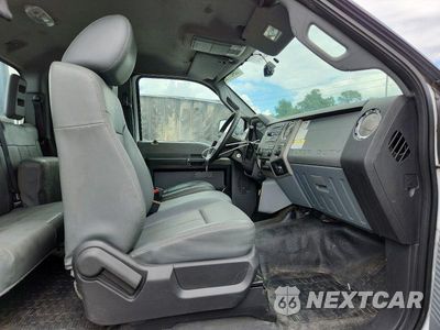 Piąte zdjęcie samochodu w środku: 2018 FORD F650 SD - DELIVERY TRUCK VIN:1FDWX6DC1JDF00641 - miniatura