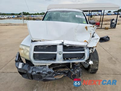 Piąte zdjęcie samochodu w środku: 2006 DODGE DAKOTA QUAD VIN:1D7HE28K16S686879 - miniatura