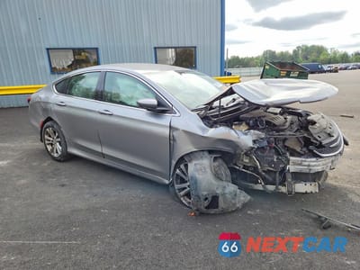 Czwarte zdjęcie samochodu z boku: 2015 CHRYSLER 200 LIMITED VIN:1C3CCCABXFN676669 - miniatura