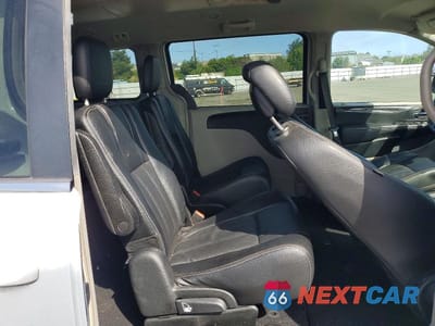 Zdjęcie 11 z 13 samochodu: 2015 CHRYSLER TOWN & COUNTRY TOURING VIN:2C4RC1BG6FR510124 - miniatura