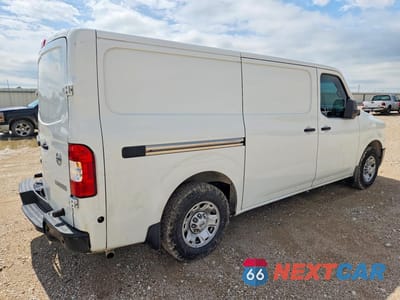 Trzecie zdjęcie samochodu z tyłu: 2020 NISSAN NV 1500 SV VIN:1N6BF0KM3LN805650 - miniatura
