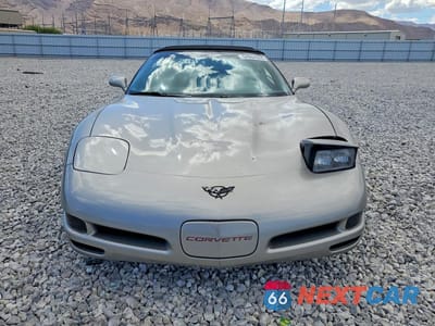 Piąte zdjęcie samochodu w środku: 1999 CHEVROLET CORVETTE VIN:1G1YY32G5X5112872 - miniatura