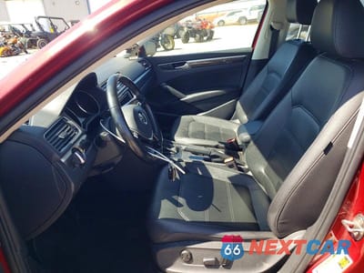 Zdjęcie 7 z 12 samochodu: 2018 VOLKSWAGEN PASSAT SE VIN:1VWBA7A36JC032603 - miniatura