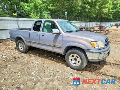 Czwarte zdjęcie samochodu z boku: 2002 TOYOTA TUNDRA SR5 V8 VIN:5TBRT34122S332176 - miniatura