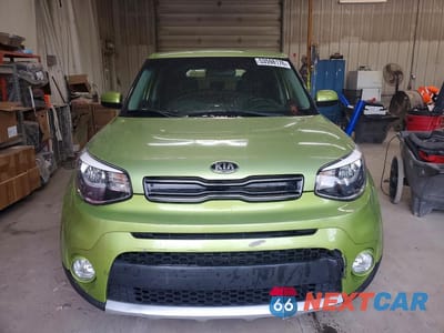 Piąte zdjęcie samochodu w środku: 2017 KIA SOUL + VIN:KNDJP3A5XH7878680 - miniatura