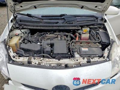 Zdjęcie 11 z 12 samochodu: 2015 TOYOTA PRIUS TWO VIN:JTDKN3DU6F0466419 - miniatura