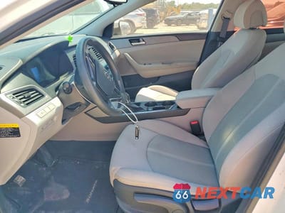 Zdjęcie 7 z 12 samochodu: 2017 HYUNDAI SONATA SE VIN:5NPE24AF1HH514271 - miniatura