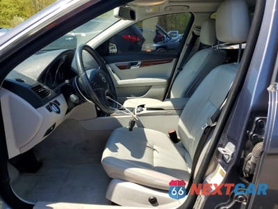Zdjęcie 7 z 13 samochodu: 2011 MERCEDES-BENZ C 300 4MATIC VIN:WDDGF8BB6BR174511 - miniatura