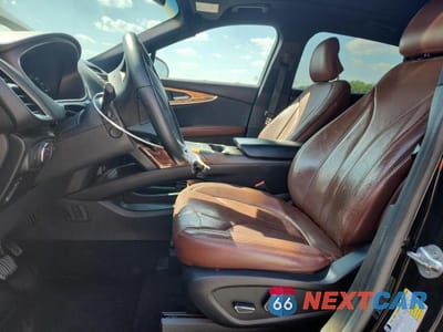 Zdjęcie 7 z 14 samochodu: 2016 LINCOLN MKX RESERVE VIN:2LMTJ6LR6GBL74175 - miniatura