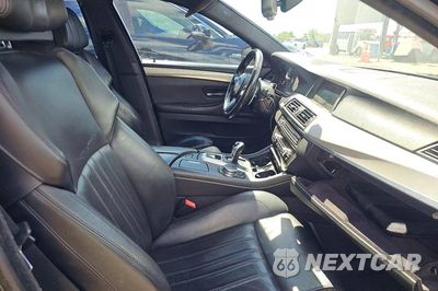 Piąte zdjęcie samochodu w środku: 2016 BMW M5 VIN:WBSFV9C55GD595740 - miniatura