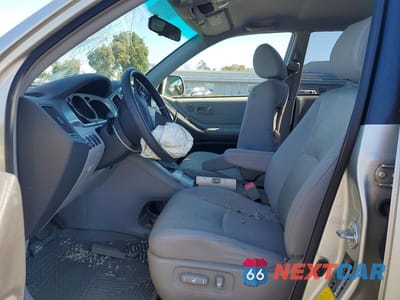 Zdjęcie 7 z 12 samochodu: 2005 TOYOTA HIGHLANDER LIMITED VIN:JTEGP21A250051404 - miniatura