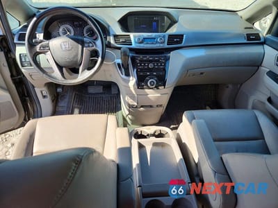Zdjęcie 8 z 13 samochodu: 2012 HONDA ODYSSEY EXL VIN:5FNRL5H65CB131113 - miniatura