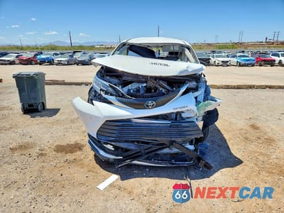 Piąte zdjęcie samochodu w środku: 2022 TOYOTA SIENNA LE VIN:5TDKSKFC6NS061311 - miniatura