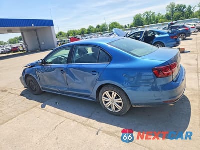 Drugie zdjęcie samochodu z przodu: 2017 VOLKSWAGEN JETTA S VIN:3VW2B7AJ4HM414116 - miniatura