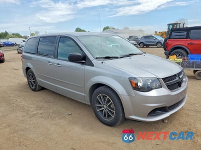 Czwarte zdjęcie samochodu z boku: 2014 DODGE GRAND CARAVAN SE VIN:2C4RDGBG2ER236161 - miniatura