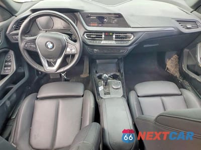 Zdjęcie 8 z 12 samochodu: 2021 BMW 228XI VIN:WBA73AK00M7G59346 - miniatura