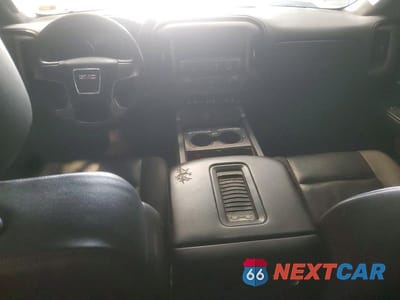 Zdjęcie 8 z 12 samochodu: 2016 GMC SIERRA K1500 SLT VIN:1GTV2NEC3GZ204362 - miniatura
