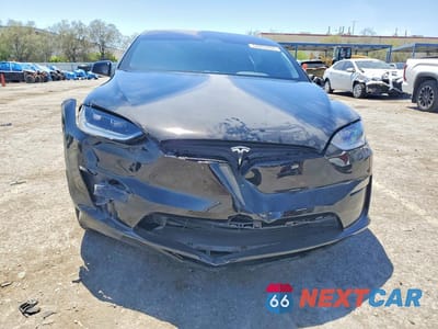 Piąte zdjęcie samochodu w środku: 2025 TESLA MODEL X VIN:7SAXCAE52SF467346 - miniatura