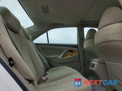 Zdjęcie 10 z 12 samochodu: 2007 TOYOTA CAMRY XLE VIN:JTNBE46K173069665 - miniatura