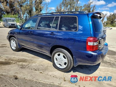 Drugie zdjęcie samochodu z przodu: 2005 TOYOTA HIGHLANDER LIMITED VIN:JTEEP21AX50100856 - miniatura