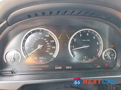 Zdjęcie 9 z 12 samochodu: 2016 BMW X5 XDRIVE50I VIN:5UXKR6C50G0J81005 - miniatura