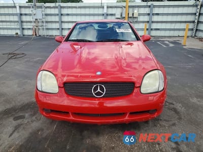 Piąte zdjęcie samochodu w środku: 1999 MERCEDES-BENZ SLK 230 KOMPRESSOR VIN:WDBKK47F8XF111311 - miniatura