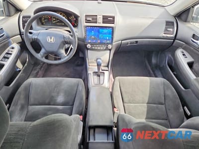 Zdjęcie 8 z 12 samochodu: 2007 HONDA ACCORD EX VIN:1HGCM56767A121589 - miniatura