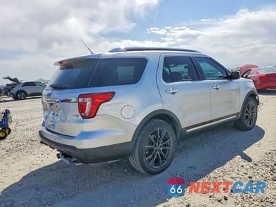 Trzecie zdjęcie samochodu z tyłu: 2016 FORD EXPLORER LIMITED VIN:1FM5K8FH7GGB51099 - miniatura