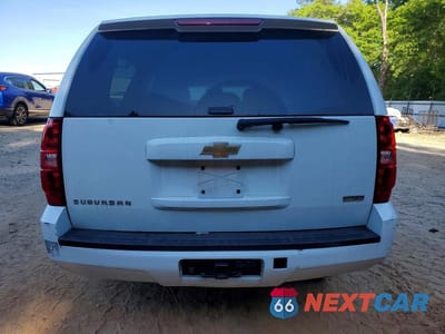 Zdjęcie 6 z 13 samochodu: 2007 CHEVROLET SUBURBAN C1500 VIN:3GNFC16077G239346 - miniatura