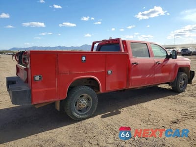 Trzecie zdjęcie samochodu z tyłu: 2016 CHEVROLET SILVERADO K2500 HEAVY DUTY VIN:1GC1KUEG5GF156831 - miniatura