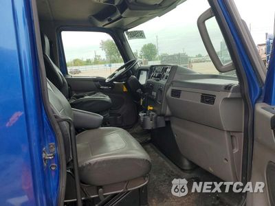 Piąte zdjęcie samochodu w środku: 2021 INTERNATIONAL MV607 VIN:1HTEUMML3MH328139 - miniatura