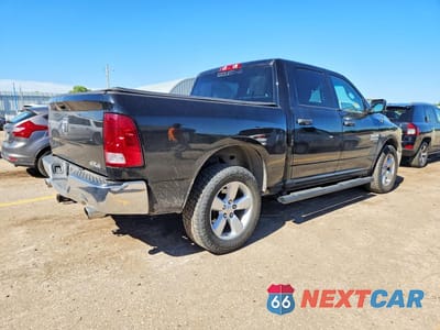Trzecie zdjęcie samochodu z tyłu: 2020 RAM 1500 CLASSIC TRADESMAN VIN:3C6RR7KT4LG131551 - miniatura