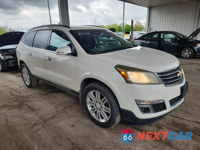 Czwarte zdjęcie samochodu z boku: 2014 CHEVROLET TRAVERSE LT VIN:1GNKRGKDXEJ300516 - miniatura