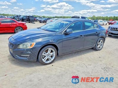 2015 VOLVO S60 PREMIER YV126MFB4F1307868 - główne zdjęcie licytacji z USA - miniatura
