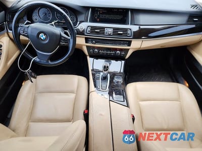 Zdjęcie 8 z 12 samochodu: 2016 BMW 528 I VIN:WBA5A5C51GD528962 - miniatura