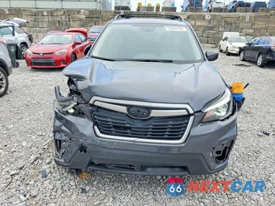 Piąte zdjęcie samochodu w środku: 2020 SUBARU FORESTER PREMIUM VIN:JF2SKAJC6LH545354 - miniatura