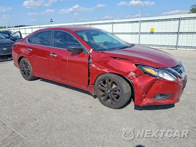 Czwarte zdjęcie samochodu z boku: 2019 NISSAN ALTIMA VIN:1N4AL3AP2HC477425 - miniatura