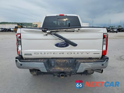 Zdjęcie 6 z 12 samochodu: 2017 FORD F250 SUPER DUTY VIN:1FT7W2B62HEC08440 - miniatura