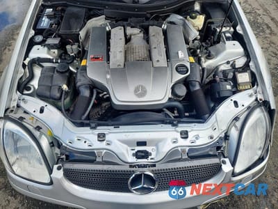 Zdjęcie 11 z 12 samochodu: 2002 MERCEDES-BENZ SLK 32 AMG KOMPRESSOR VIN:WDBKK66F32F238733 - miniatura