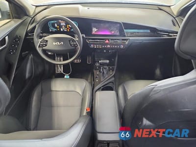 Zdjęcie 8 z 12 samochodu: 2024 KIA NIRO EX VIN:KNDCR3LE5R5121327 - miniatura