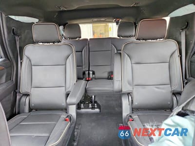 Zdjęcie 10 z 13 samochodu: 2023 CHEVROLET TAHOE K1500 PREMIER VIN:1GNSKSKD9PR282747 - miniatura