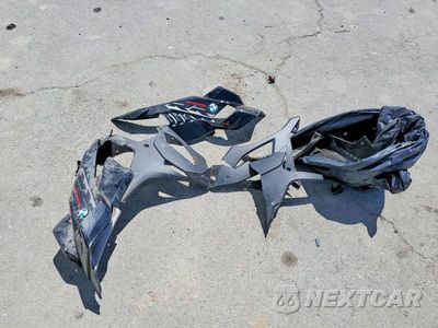 Zdjęcie 8 z 9 samochodu: 2026 BMW S 1000 RR VIN:WB10P2308T6M29484 - miniatura