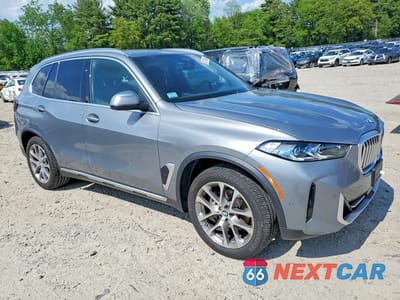 Czwarte zdjęcie samochodu z boku: 2024 BMW X5 XDRIVE40I VIN:5UX23EU04R9S60142 - miniatura