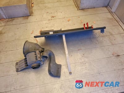 Zdjęcie 12 z 13 samochodu: 2008 FORD ECONOLINE E450 SUPER DUTY COMMERCIAL STRIPPED CHASSIS VIN:1FCLE49L98DA74217 - miniatura